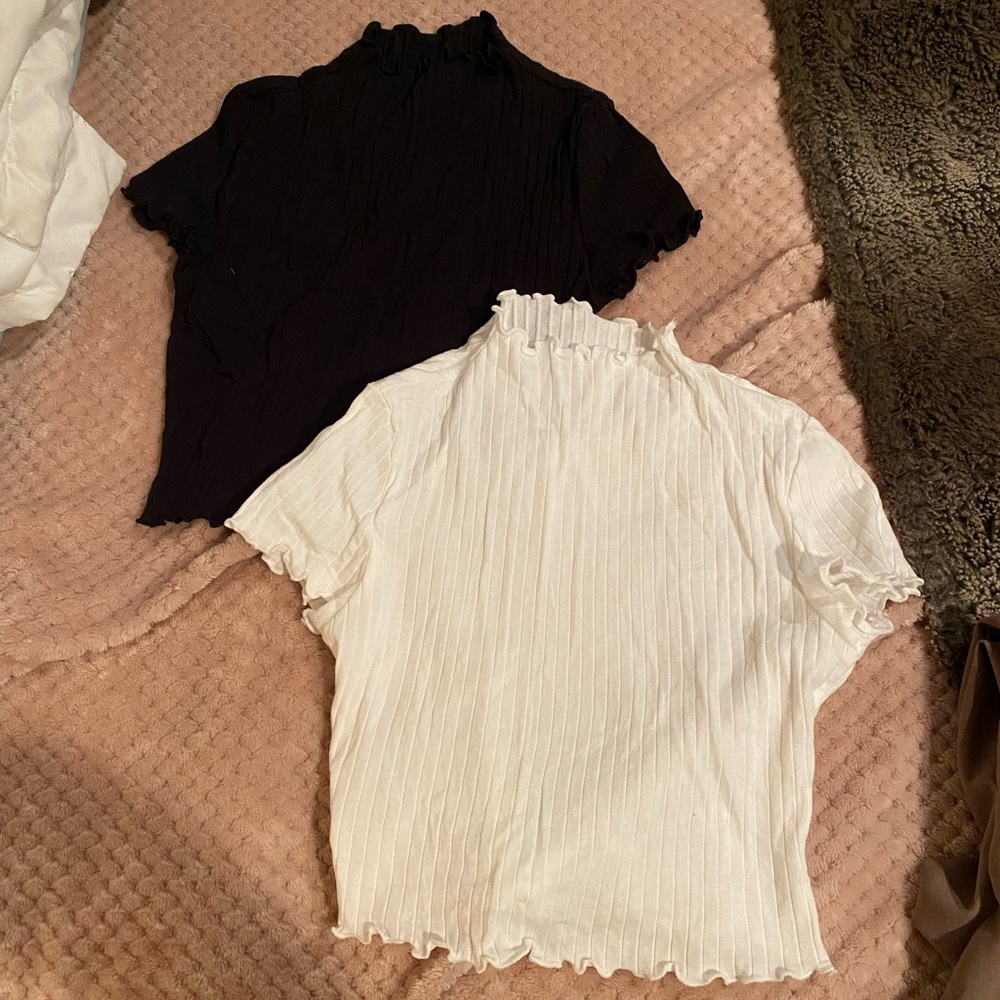 black and white ruffle edge crop tops